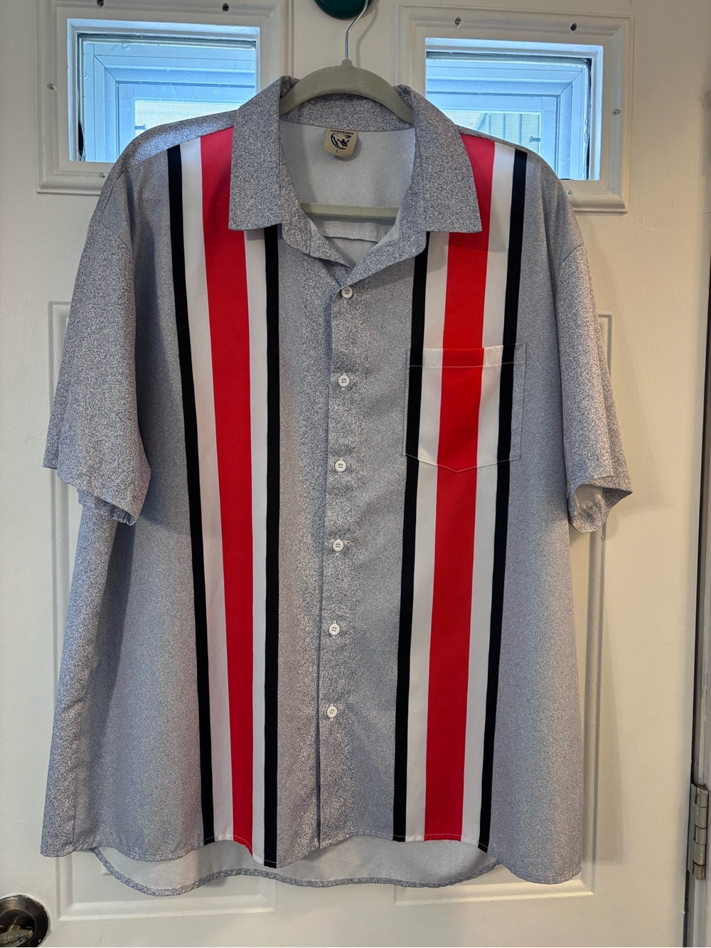 Casual Short-Sleeve Button-Down Shirt — Red & Black Stripe